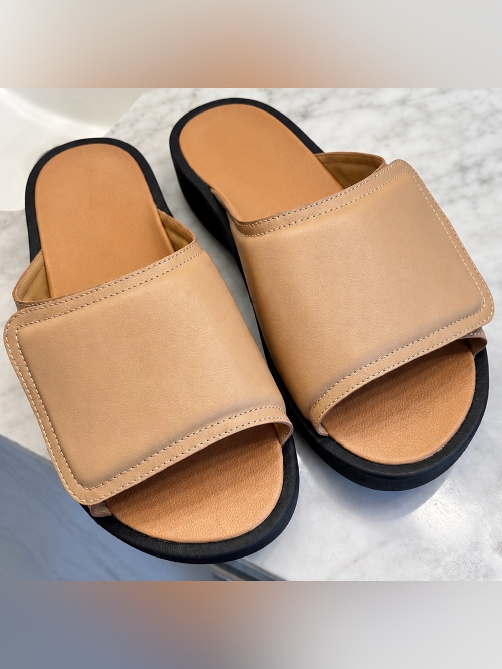 ABEO Paseo Slide Sandals Tan Beige Orthotic Comfort Slides Women’s Size 9